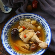 黄芪红枣土鸡汤