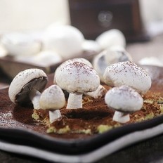 蛋白霜蘑菇
