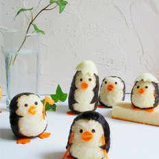 可爱的企鹅饭团