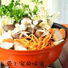 蘑菇火锅