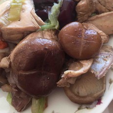 减肥菜谱之蘑菇炖鸡肉