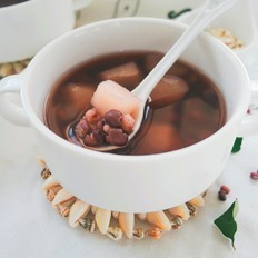 红豆薏米煲山药糖水