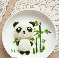 小熊猫餐盘画