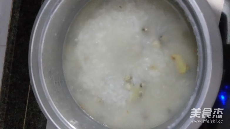 牡蛎粥的做法_家常牡蛎粥的做法【图】牡蛎粥