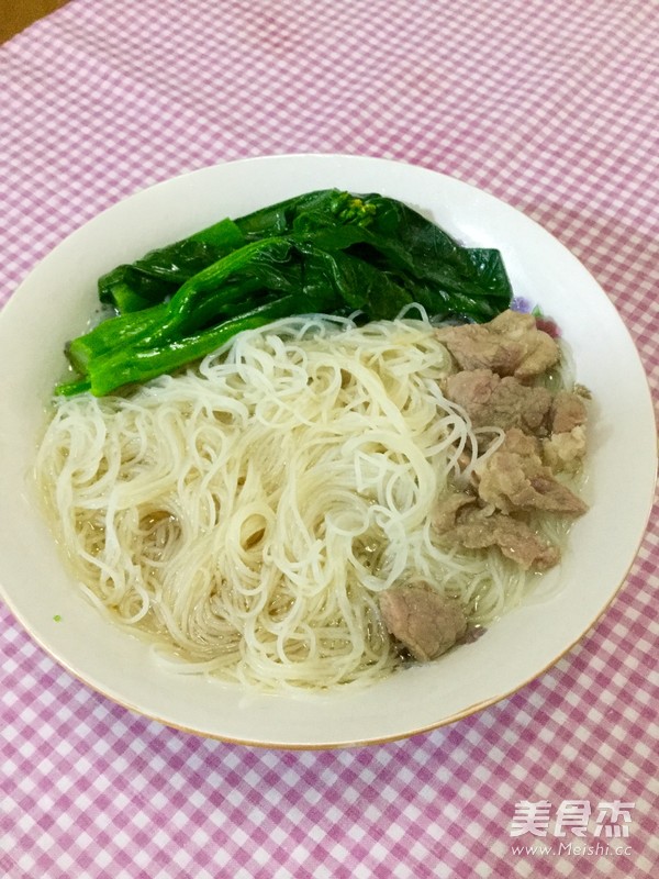 菜心瘦肉米粉