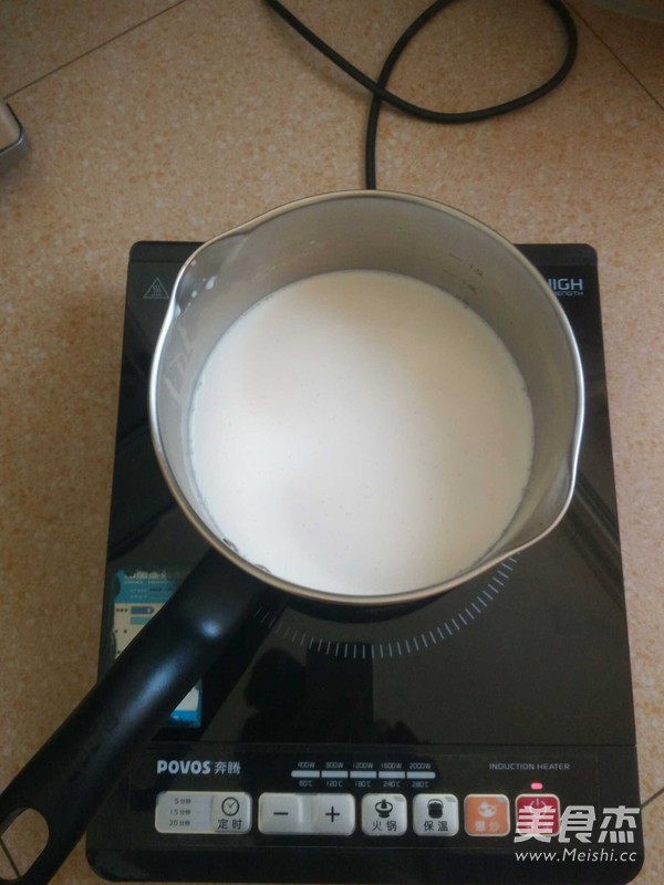 火龙果牛奶麦片粥的做法_家常火龙果牛奶麦片