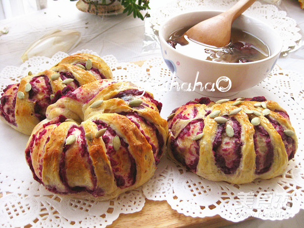 花式紫薯面包卷的做法_家常花式紫薯面包卷的