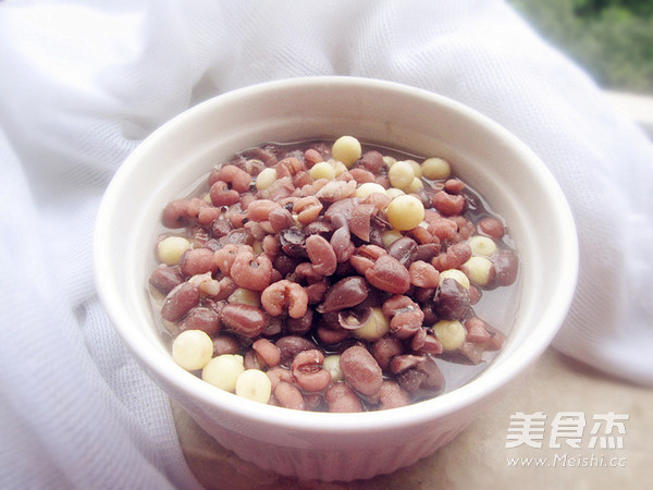 红豆薏米芡实粥|祛湿健脾利器的做法_家常红豆