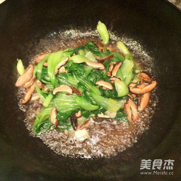 香菇炒青菜