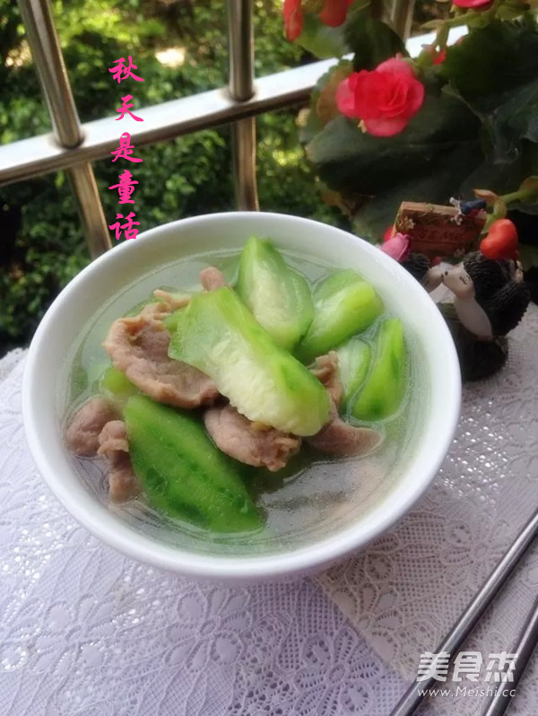 【丝瓜肉片汤的做法,丝瓜肉片汤的家常做法】美食杰