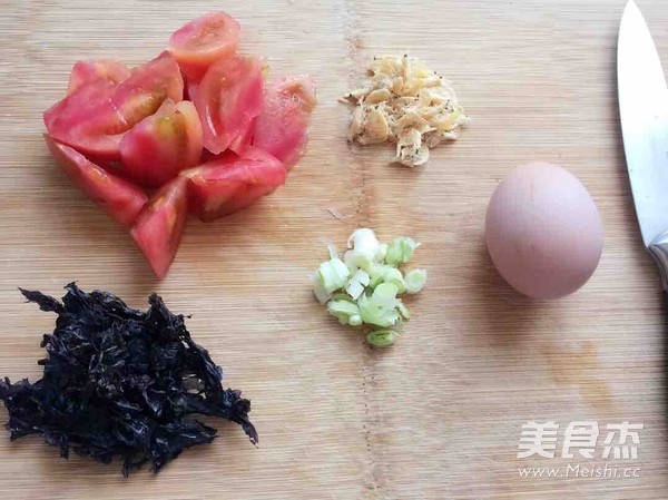 鲜香紫菜柿子疙瘩汤的做法_家常鲜香紫菜柿子