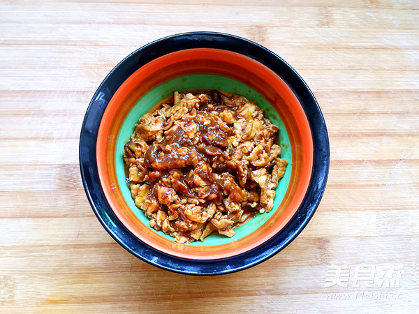 鸡蛋酱拌面,鸡蛋酱拌面的家常做法 - 美食杰鸡蛋酱拌面做法大全