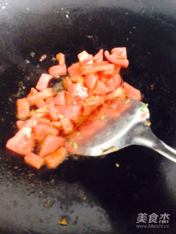 青椒西红柿胡萝卜火腿炒玉米的做法