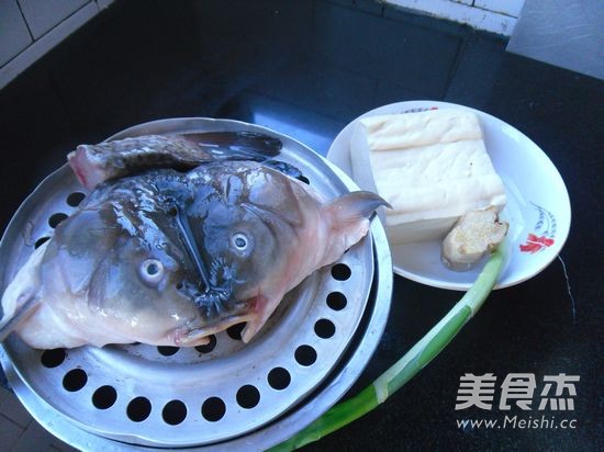 鱼头炖豆腐的做法图解