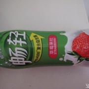 草莓 酸奶/伊利畅轻酸奶草莓果粒