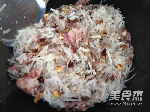 白萝卜猪肉饺子的做法