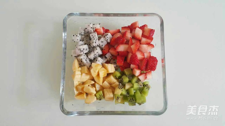 用這種方式吃水果，孩子更喜歡哦！（附不同水果挑選及清洗方法）的家常做法
